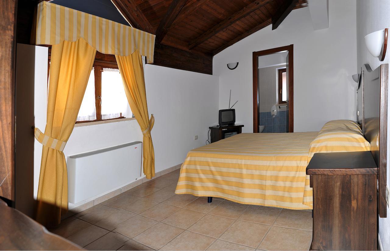 Hotel Pietrapanna Calvello 객실 사진