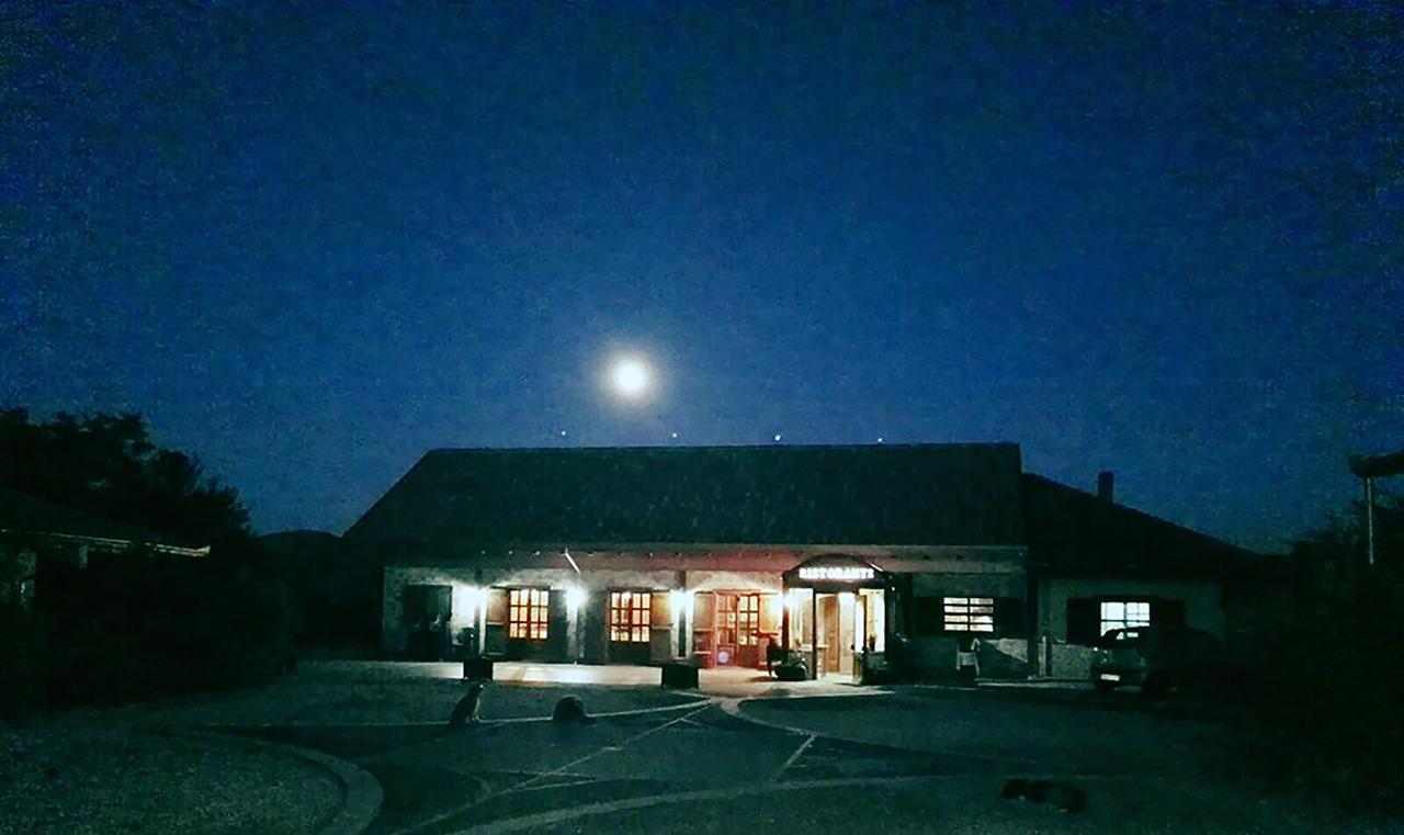 Hotel Pietrapanna Calvello 외부 사진